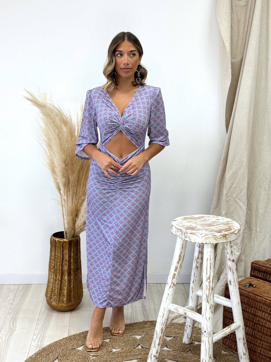 VESTIDO ESTAMPADO CUT OUT MORADO