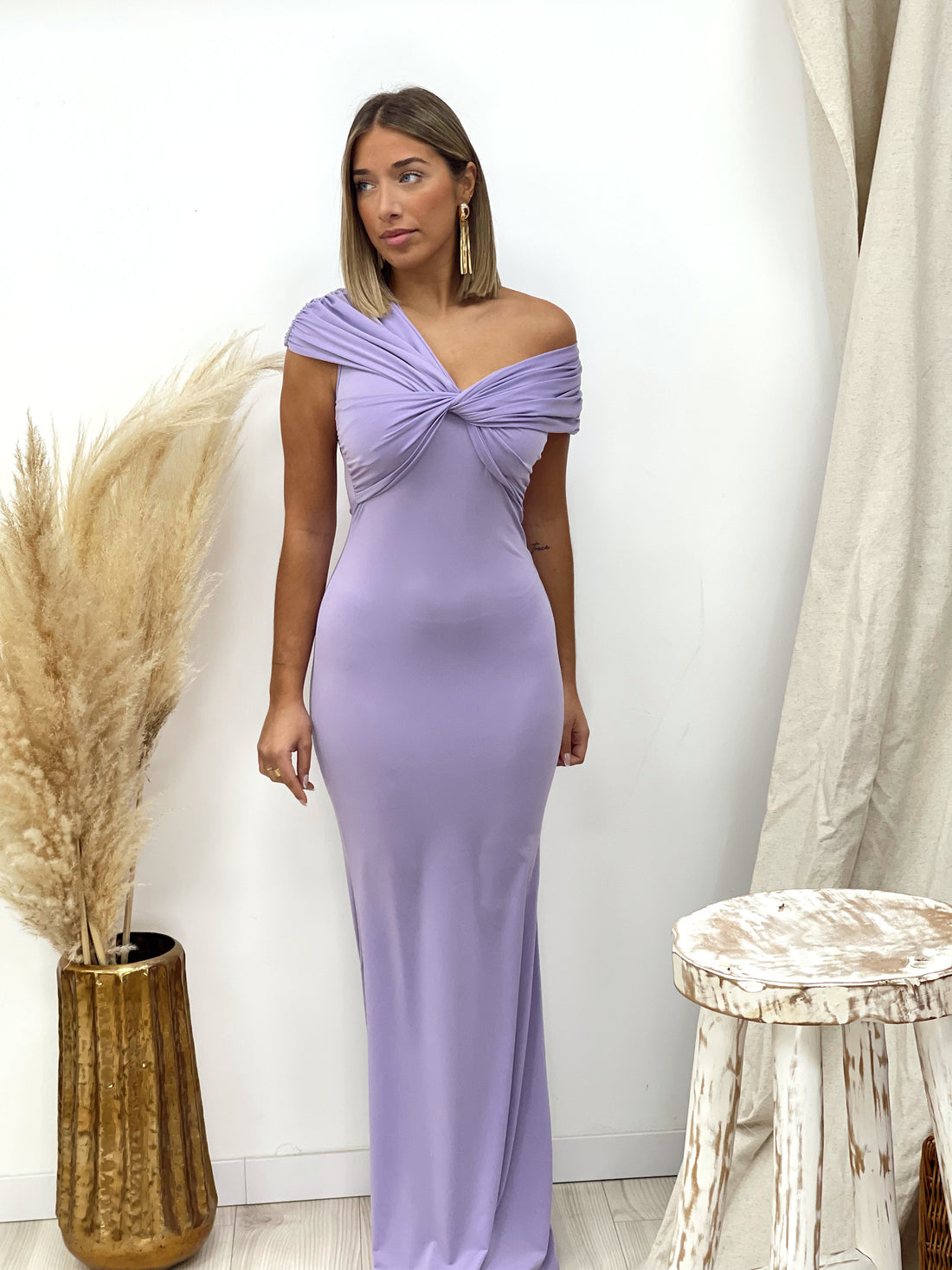 VESTIDO DETALLE ESCOTE LILA
