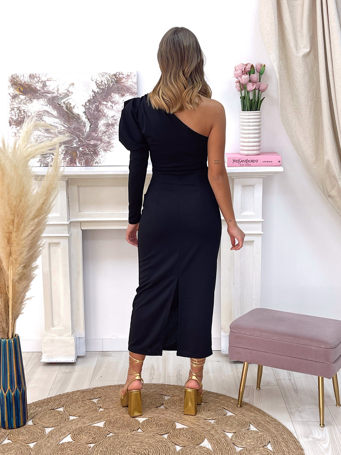 VESTIDO ASIMETRICO NEGRO